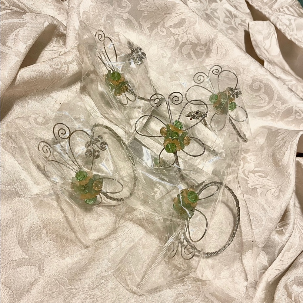 🔴$4.99 Shipping for this Bundle!
